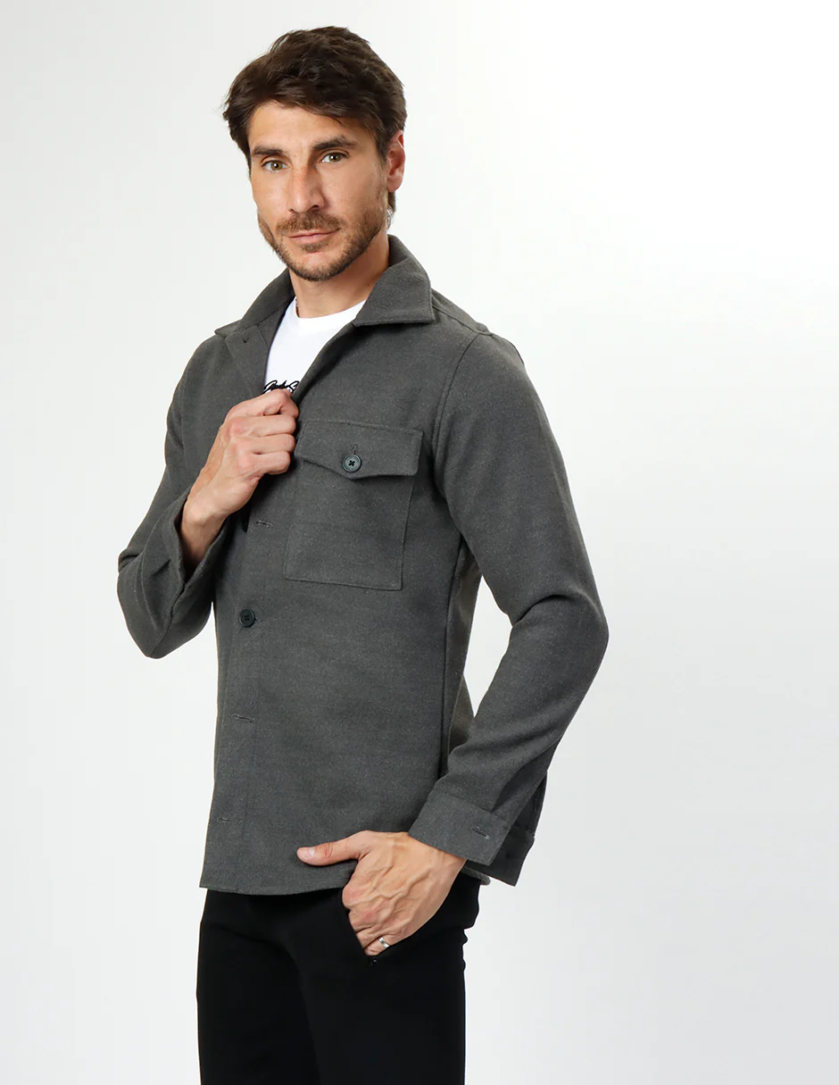 Sobre Camisa Gris - Image 2