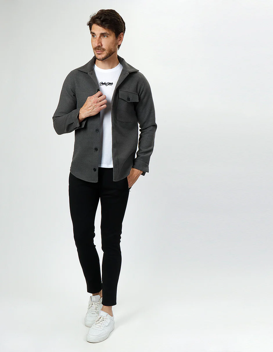Sobre Camisa Gris - Image 6