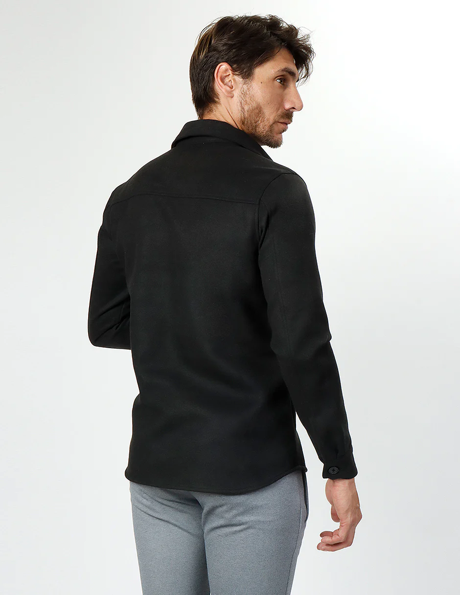 Sobre Camisa Negra - Image 4