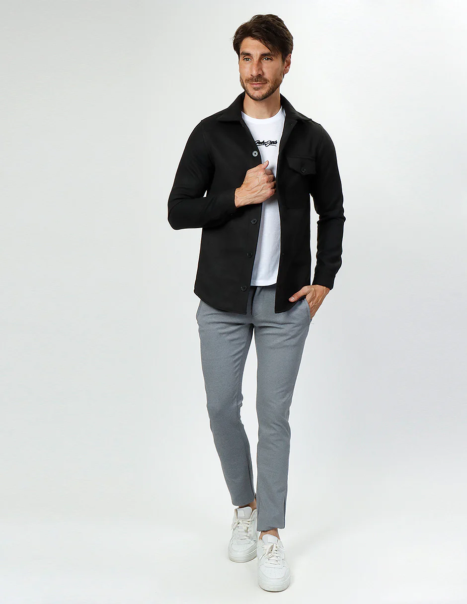 Sobre Camisa Negra - Image 5
